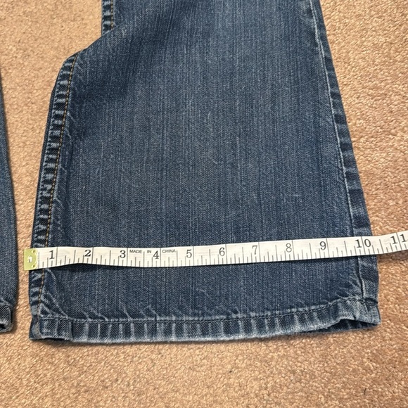 Y2K American eagle low rise flare leg Jean size 4 regular - Picture 8 of 10